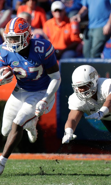 No. 13 Florida rides Feleipe Franks’ arm to rout Idaho 63-10